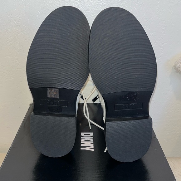 DKNY Malaya lace up boots -7.5 - Picture 7 of 7